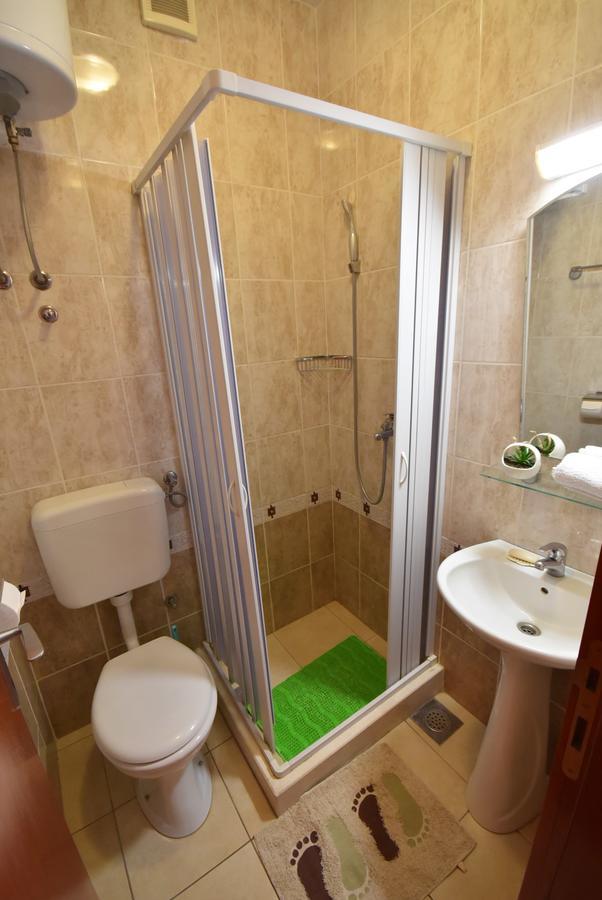 Grifone Igalo Apartment Херцег Нови Екстериор снимка