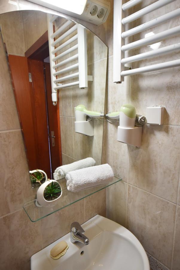 Grifone Igalo Apartment Херцег Нови Екстериор снимка