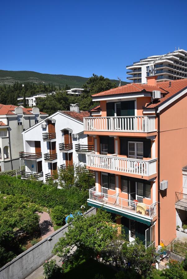 Grifone Igalo Apartment Херцег Нови Екстериор снимка